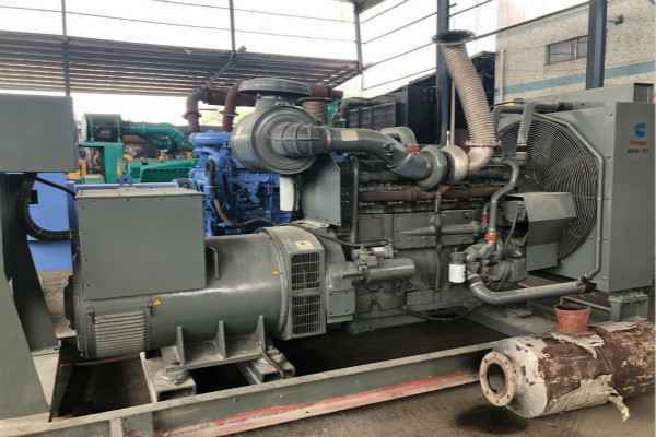 广州唐宏进口食品销售有限公司讲述：柴油发电机组怎么接电